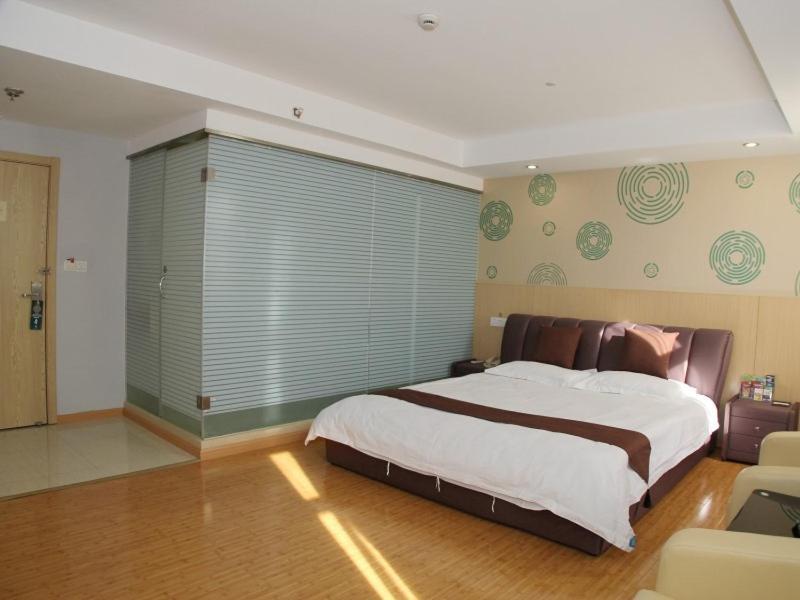 Greentree Inn Shanghai Gucun Park Express Hotel Екстер'єр фото