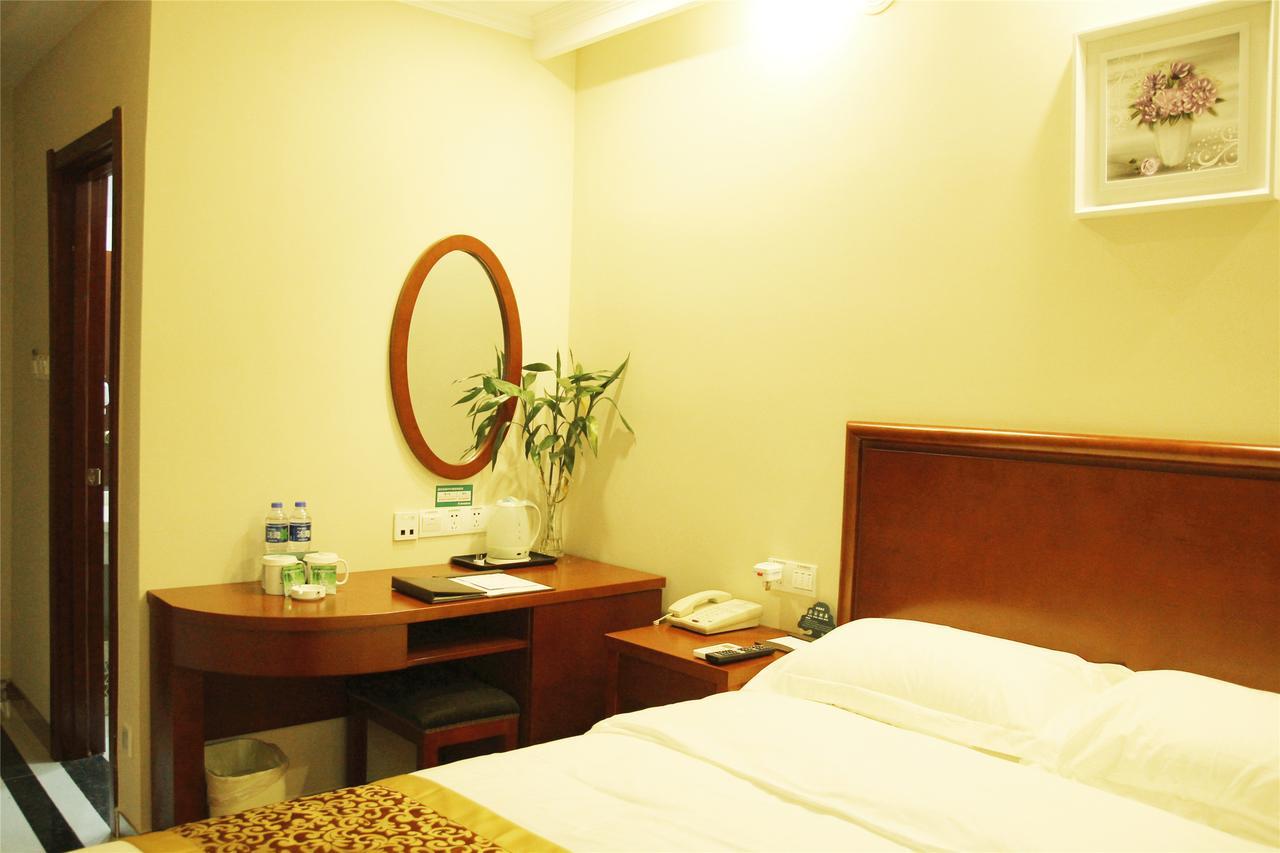 Greentree Inn Shanghai Gucun Park Express Hotel Екстер'єр фото